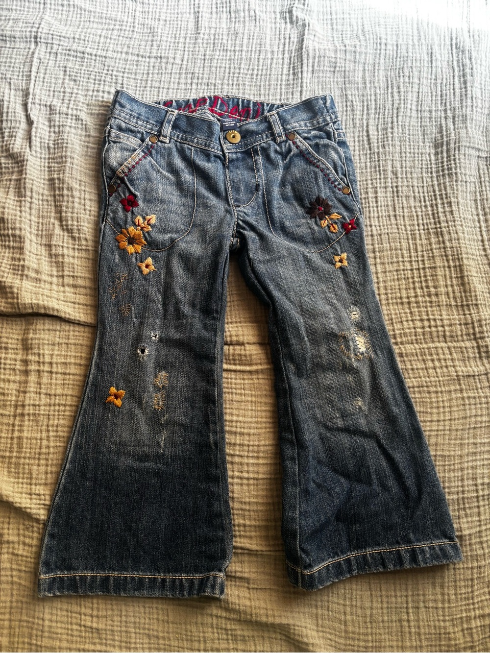 Girls size 3T GAP jeans bundle - Picture 9 of 9